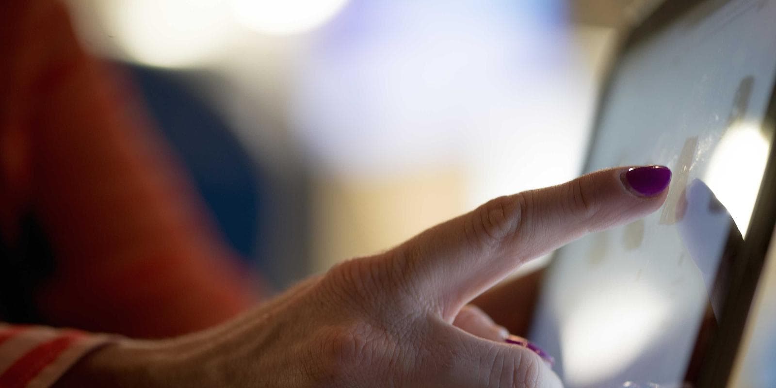How to Improve App Store Conversion Rates with Better Mockups